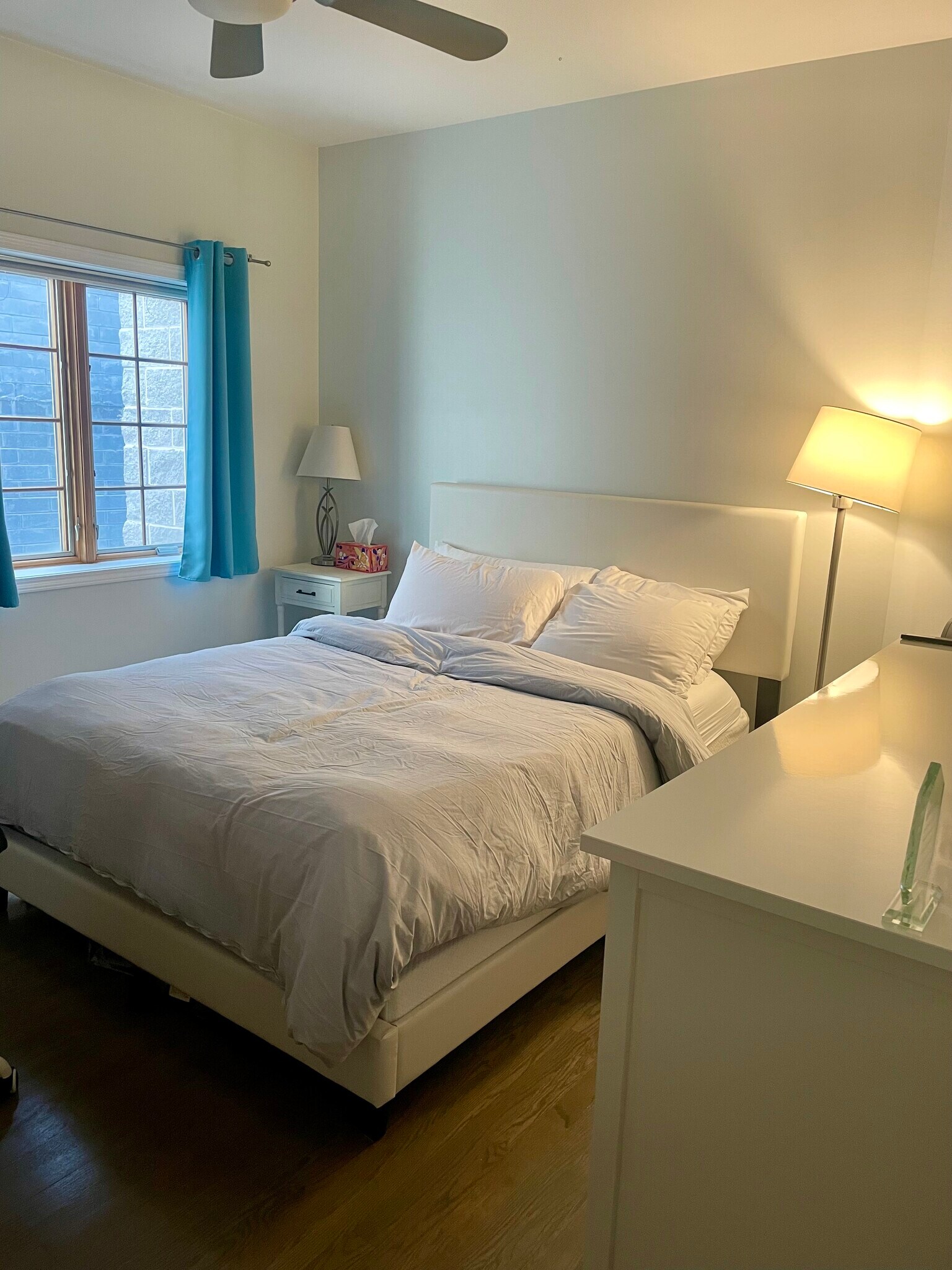 Building Photo - 1517 N Ashland Ave