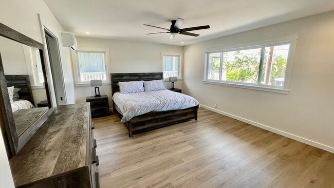 Building Photo - FULLY FURNISHED, STUNNING, BRAND NEW CONST...