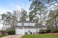 Building Photo - Carve Out a Great Life Here!