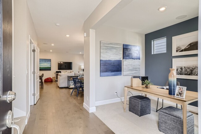 Building Photo - New 3 BDR Arvada Home Convenient to Everything