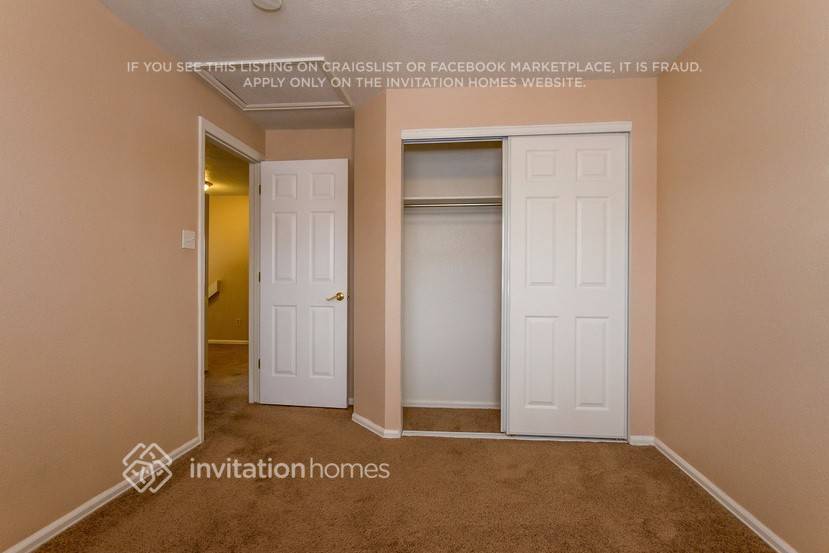 Building Photo - 12175 Elm Way