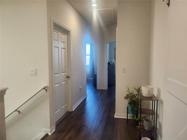 Building Photo - 12609 Salomon Cove Dr