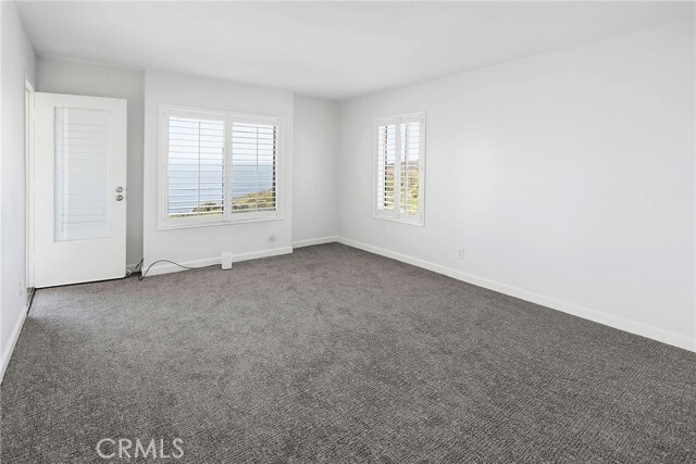 Building Photo - 3200 La Rotonda Dr