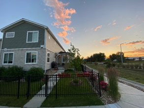 Building Photo - 605 Stonebridge Dr