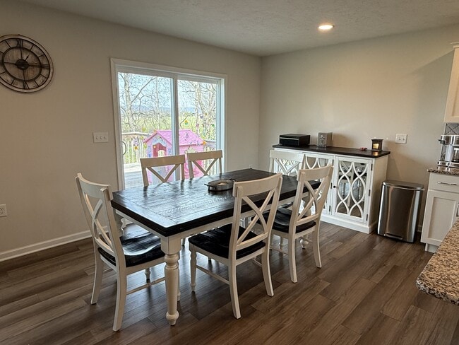 Building Photo - 166 Gwenedd Ln