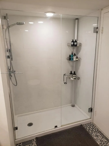 Building Photo - 555 NE 15th St