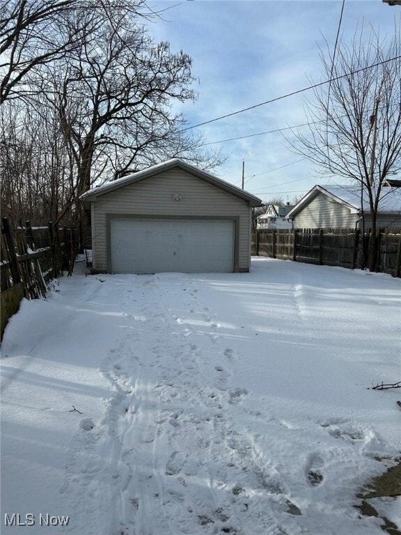 Building Photo - 3164 E 130th St