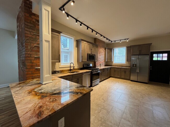 Building Photo - 6712 McPherson Blvd