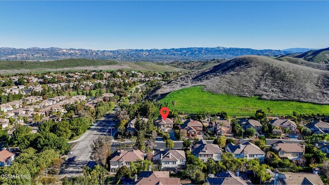 Building Photo - Beautiful 5 bed, 4.5 bath pool home in Wood Ranch