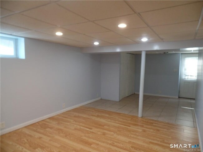 Building Photo - 110 Knowlton St