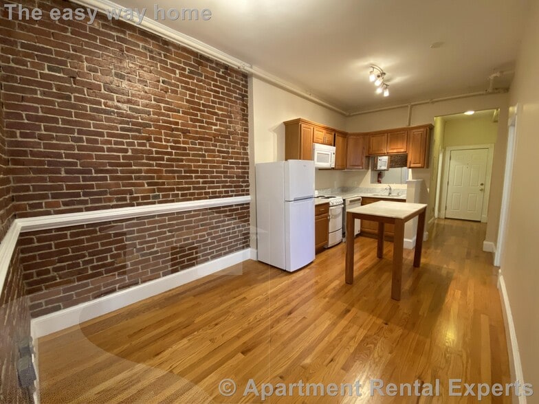 Building Photo - 888 Massachusetts Ave