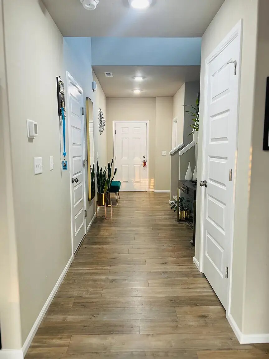 Building Photo - 3742 80th Ave NE