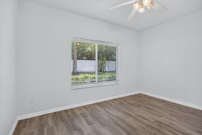 Building Photo - 1263 SW 48th Terrace