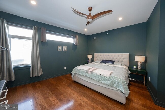 Building Photo - 1326 N Mascher St