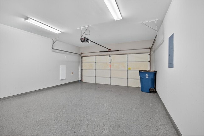 Building Photo - 15303 Westland Gate Dr