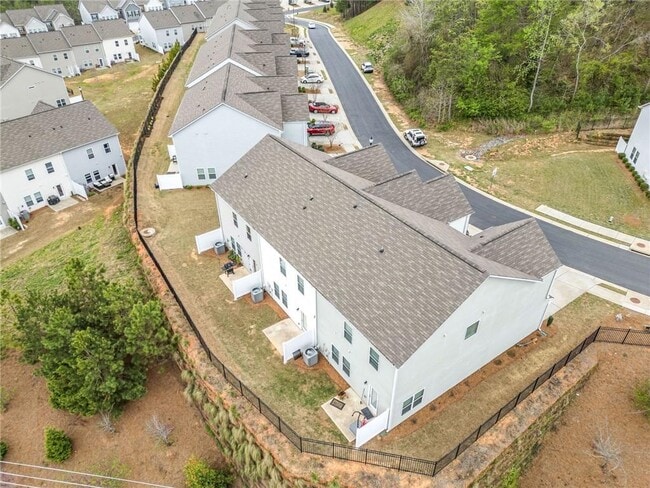 Building Photo - 175 Madison Bend