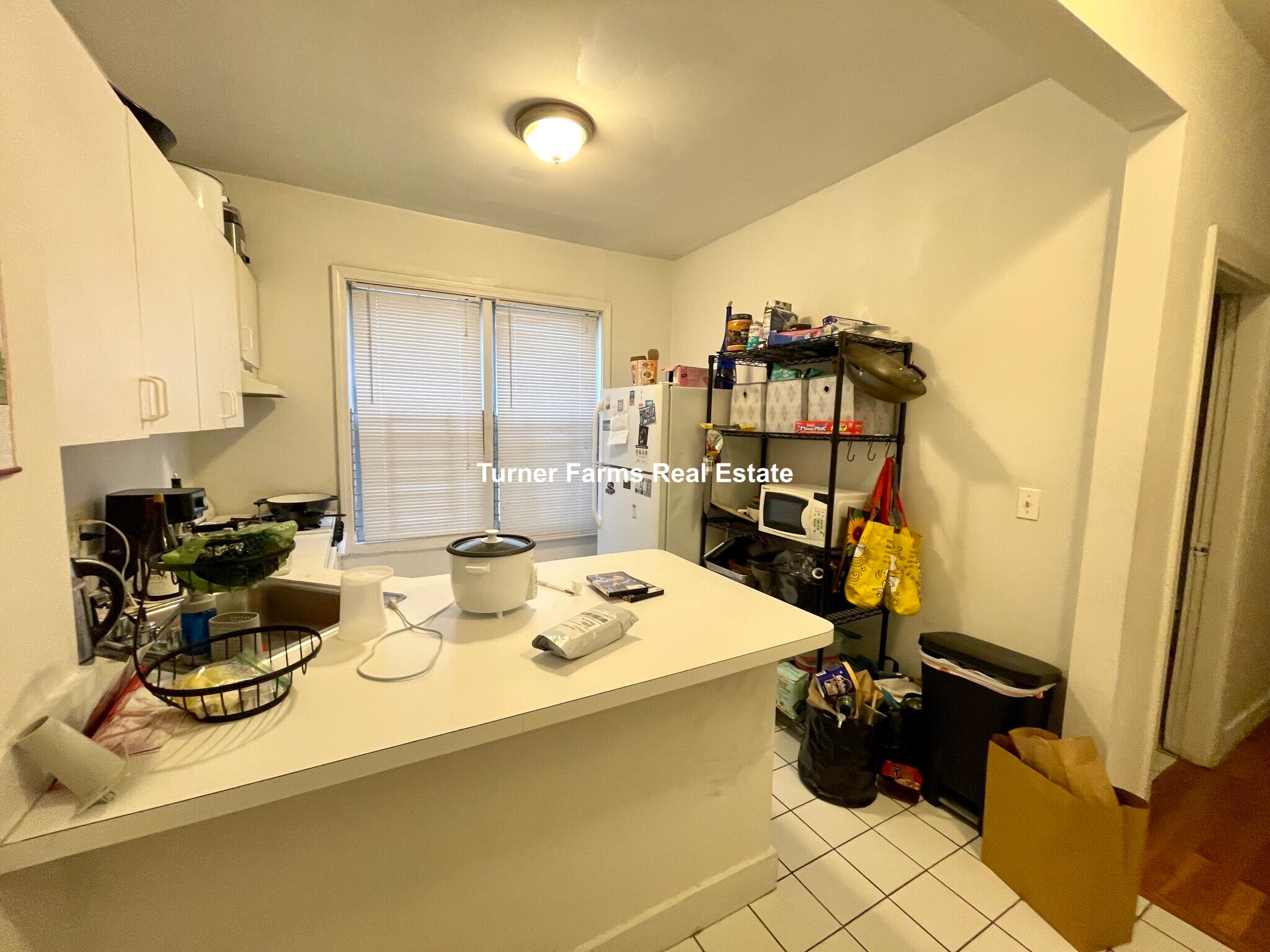 Building Photo - 530 Cambridge St