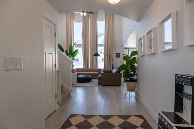 Building Photo - 14722 Canyon Wild Rd