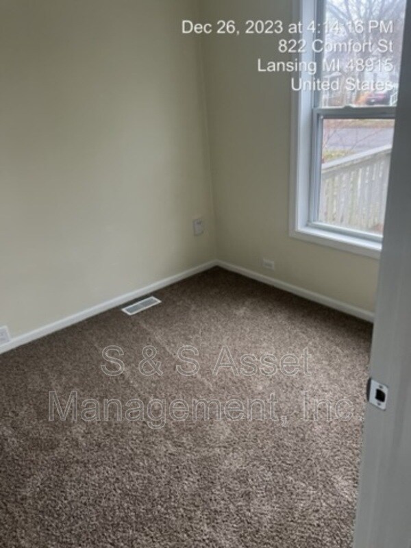 Building Photo - 822 Comfort St