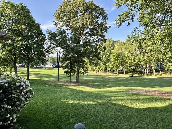 Building Photo - 212 Talah Ln