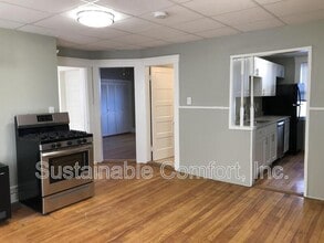 Building Photo - 18 Plantation St