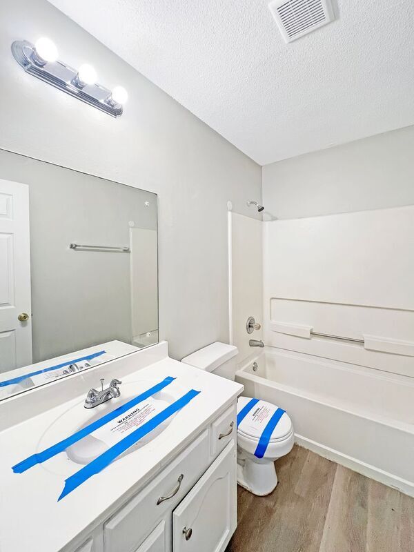 Building Photo - 3575 Shadow Oaks Pkwy