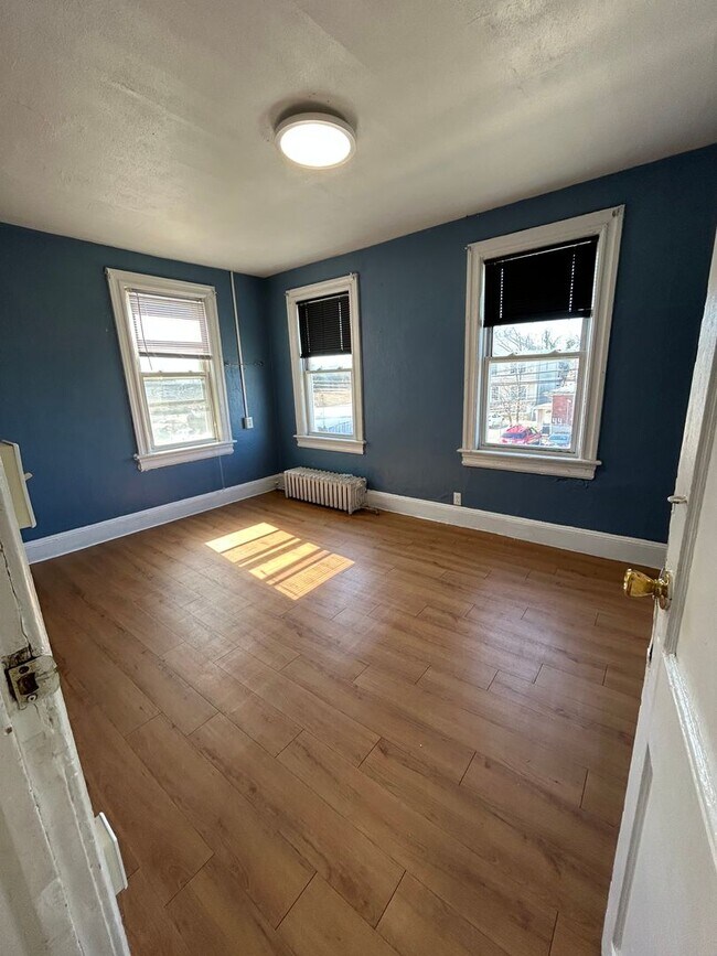 Building Photo - 45 2nd Ave