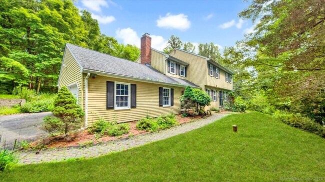 Primary Photo - 35 Highpoint Rd