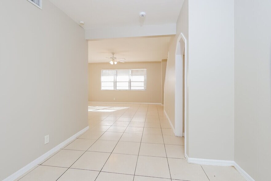 Building Photo - 4307 Brooks Ave