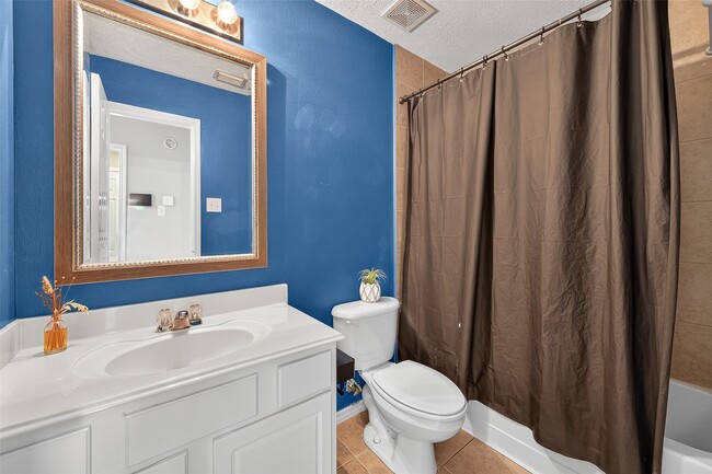 Building Photo - 3123 Sun Terrace Ln