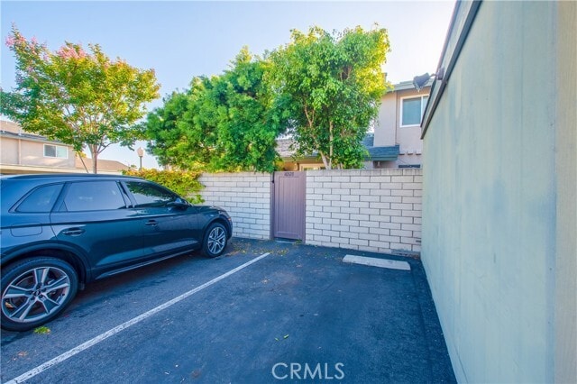 Building Photo - 16528 Le Grande Ln