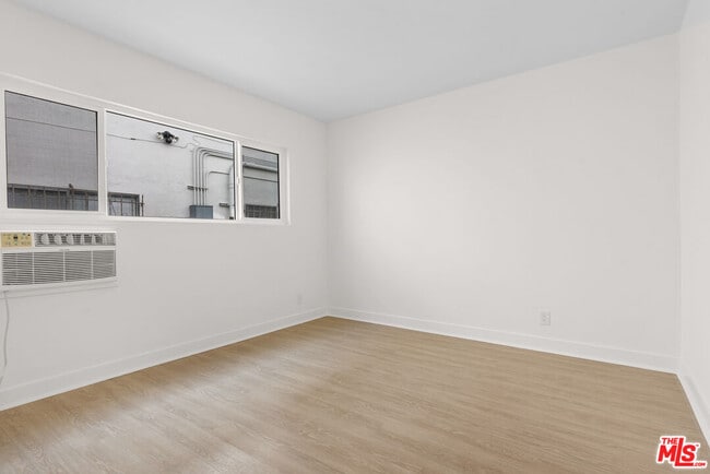 Building Photo - 1433 Brockton Ave