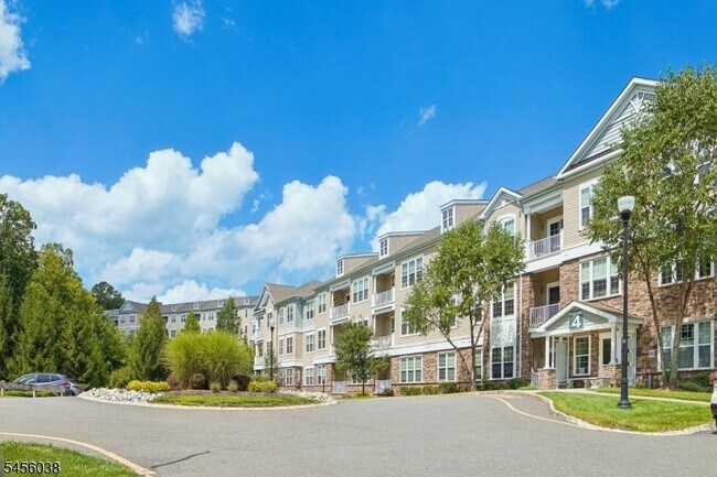 Building Photo - 4108 Hoover Ln