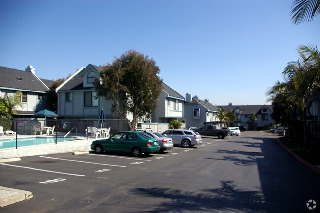 Building Photo - Bayside Villas