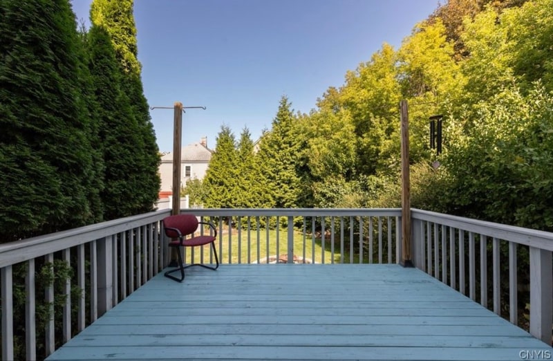 Building Photo - 136 Bryant Ave