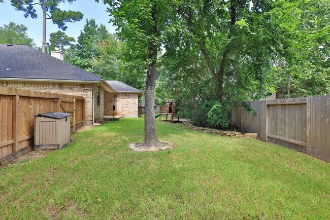 Building Photo - 7 N Regan Mead Cir