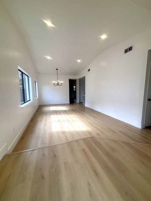 Building Photo - 640 Macduff Ln