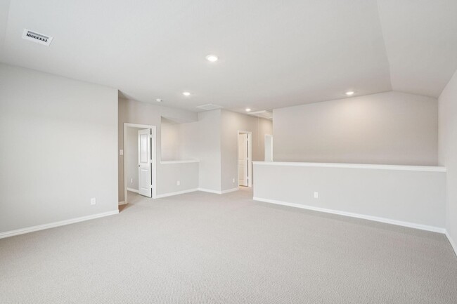 Building Photo - 714 London Town Ln