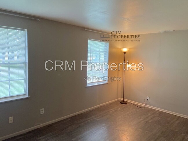 Building Photo - 1105 Wigwam Dr