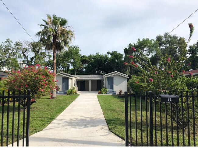 Building Photo - 50 NW 42nd St