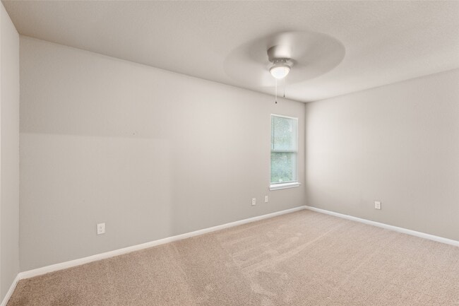 Building Photo - 16630 E Hammon