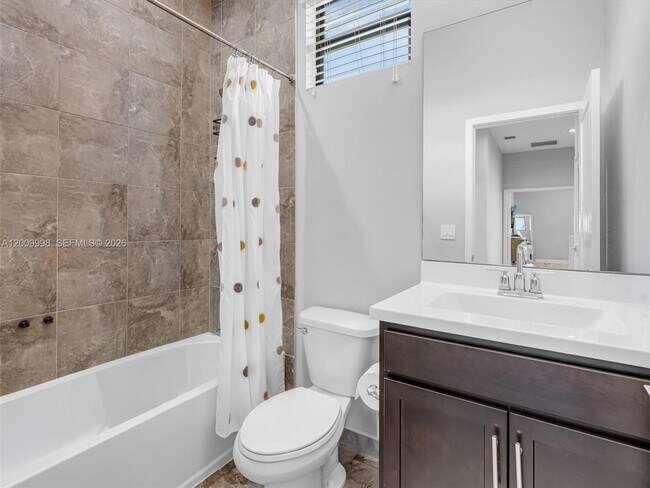 Building Photo - 4920 Whispering Way