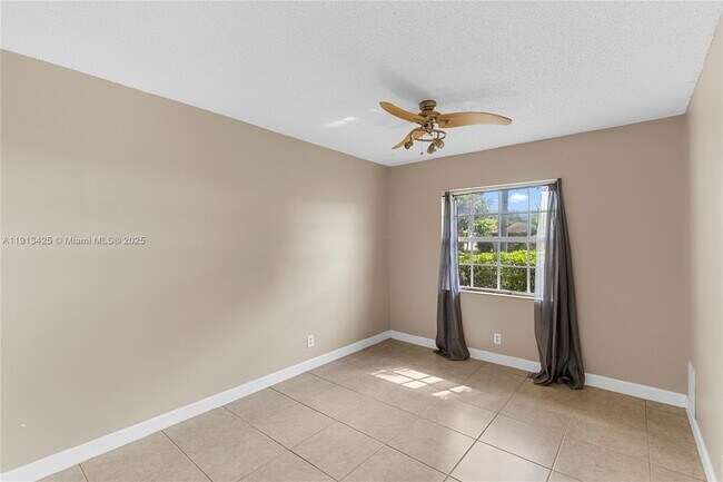 Building Photo - 8551 NW 53rd Ct