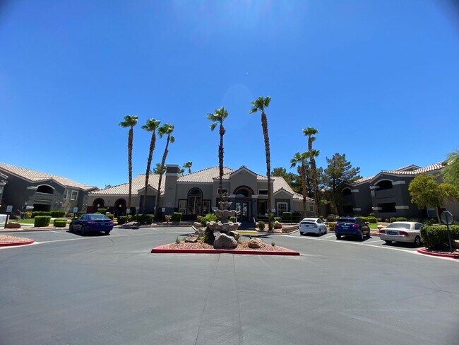 Building Photo - 5055 W Hacienda Ave