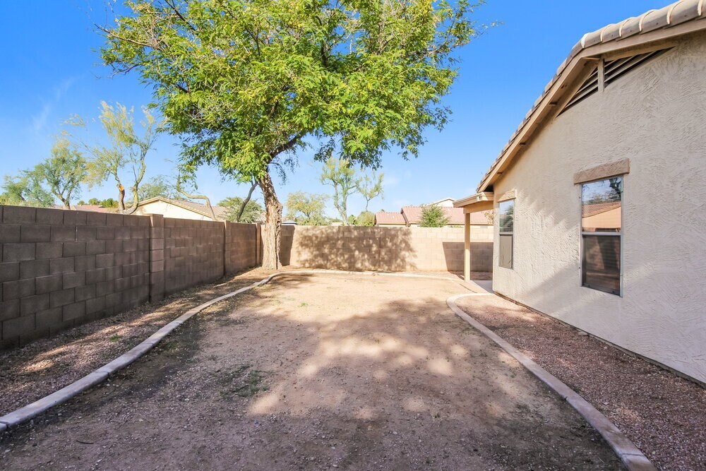 Building Photo - 3626 N 131st Dr