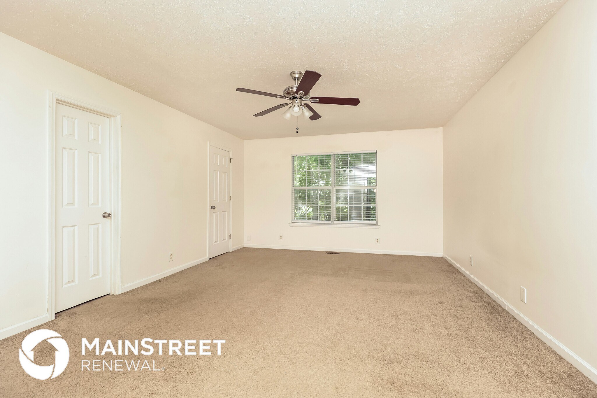 Building Photo - 4073 Calumet Dr