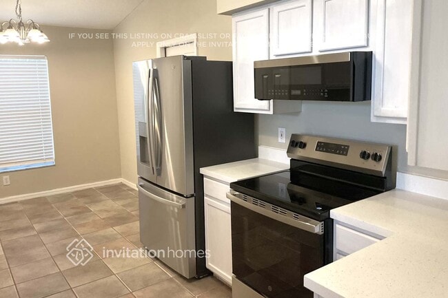 Building Photo - 4821 Sabal Harbour Dr