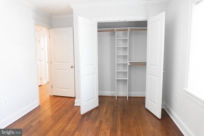 Building Photo - 36 T St NE