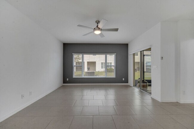 Building Photo - 1212 Pensacola Ct
