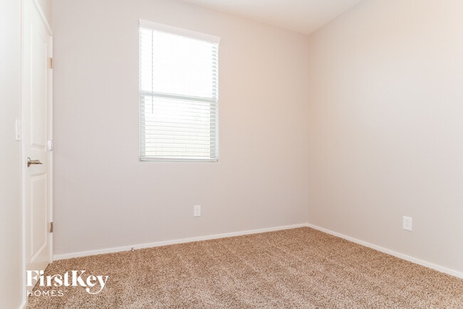 Building Photo - 25123 N 143rd Dr